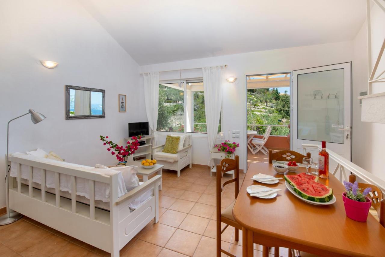 The Kantada Villas Petros, Eleni, Stelios & Dioni Gaios Extérieur photo